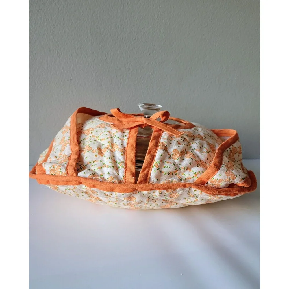 Vintage Orange Floral Casserole Caddy, Pie, Cake Carrier, Quilted Potluck Tote